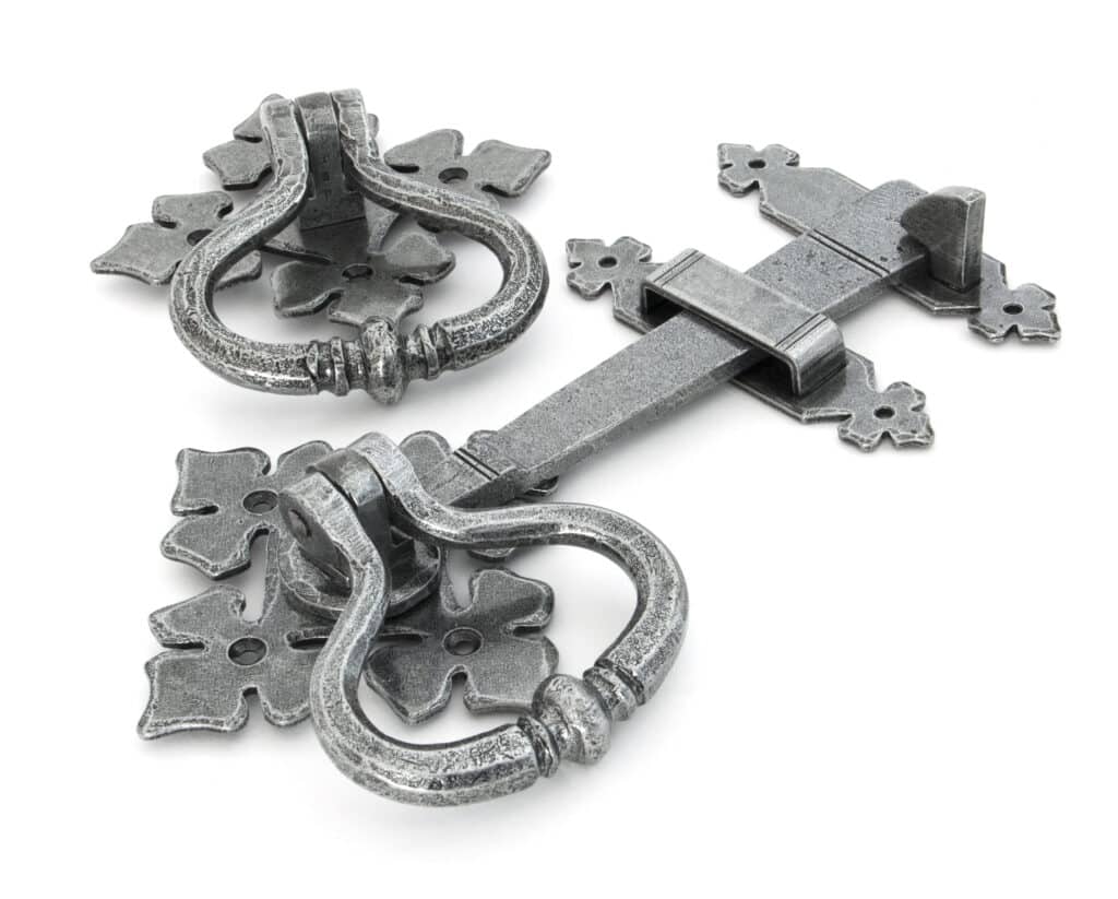 Pewter Shakespeare Latch Set 1