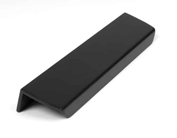 Matt Black 200mm Moore Edge Pull 1