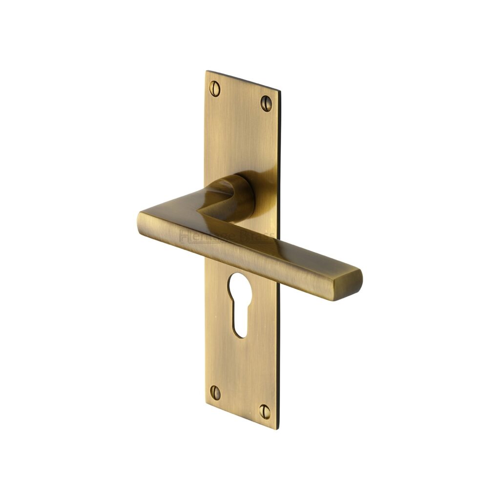 Heritage Brass Pull Handle Russell Design 102mm Polished Brass finish 1