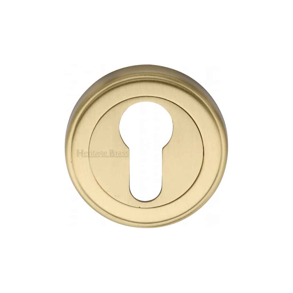 Heritage Brass Door Handle for Privacy Set Bedford Short Design Satin Chrome Finish 1