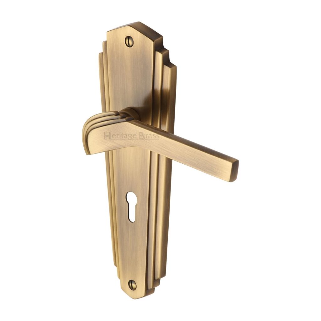 Kotor Knurled Lever on Rose - Privacy - c/w bullet latch (19mm pin centres) SSS 1