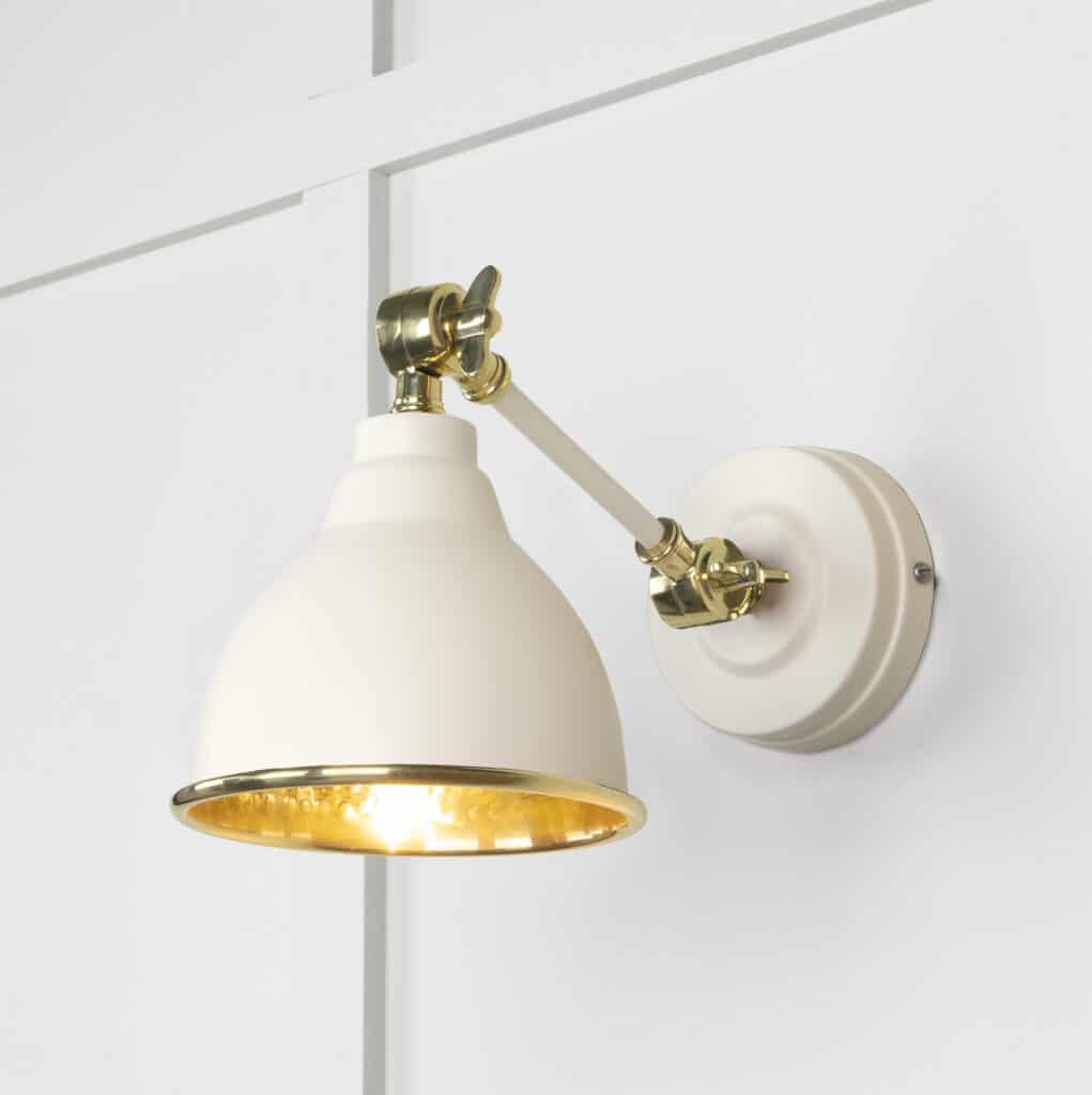 Hammered Brass Brindley Wall Light in Teasel 1