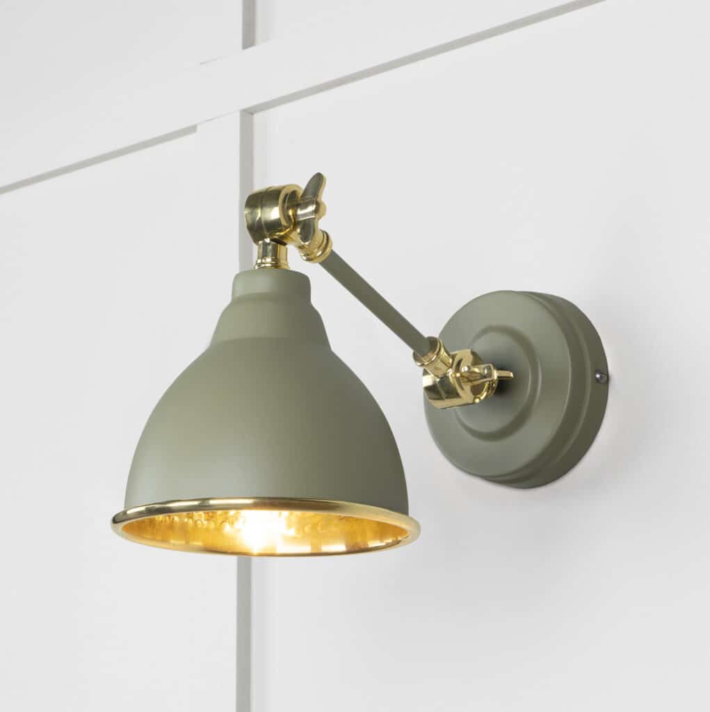 Hammered Brass Brindley Wall Light in Tump 1