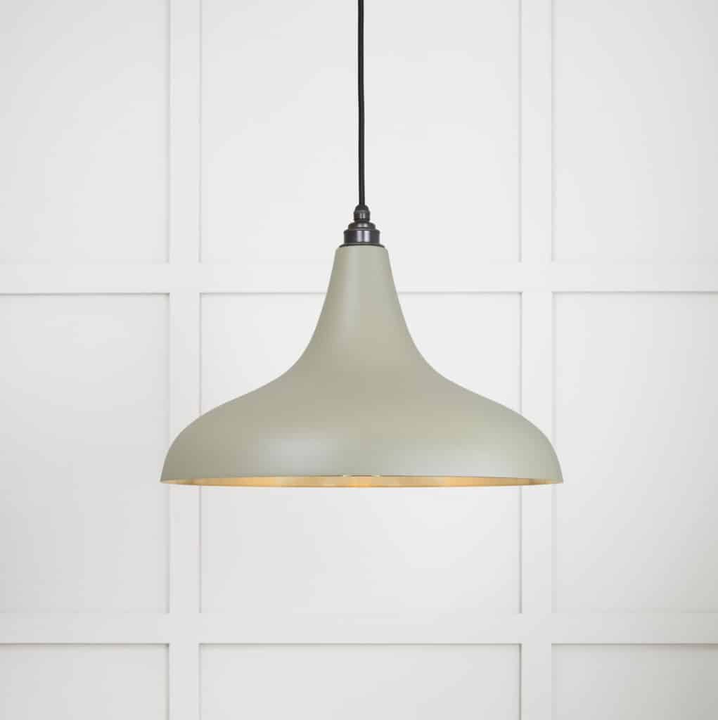 Smooth Brass Frankley Pendant in Tump 1