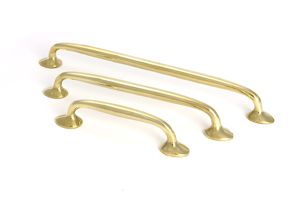 Polished Brass Moore Pull Handle - Medium - Image 6